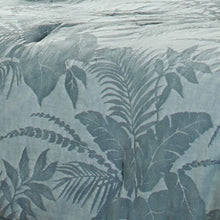 
                        
                          Cargar imagen en el visor de la galería, Tommy Bahama Blue Abalone Comforter Set, California King
                        
                      
