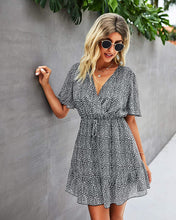 
                        
                          Cargar imagen en el visor de la galería, KIRUNDO 2021 Women’s Summer Short Sleeve Ruffle Floral Dress
                        
                      