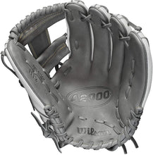 
                        
                          Load image into Gallery viewer, Wilson A2000 Fastpitch Glove Series - JOY2ESpree
                        
                      