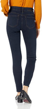 
                        
                          Load image into Gallery viewer, Jag Jeans Women's Coco Skinny Jean
                        
                      