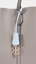 
                        
                          गैलरी व्यूवर में इमेज लोड करें, Tory Burch Women's Perry Tote
                        
                      