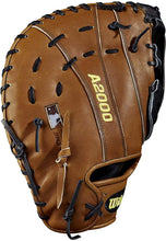 
                        
                          將圖片載入圖庫檢視器 Wilson A2000 Baseball Glove Series - JOY2ESpree
                        
                      