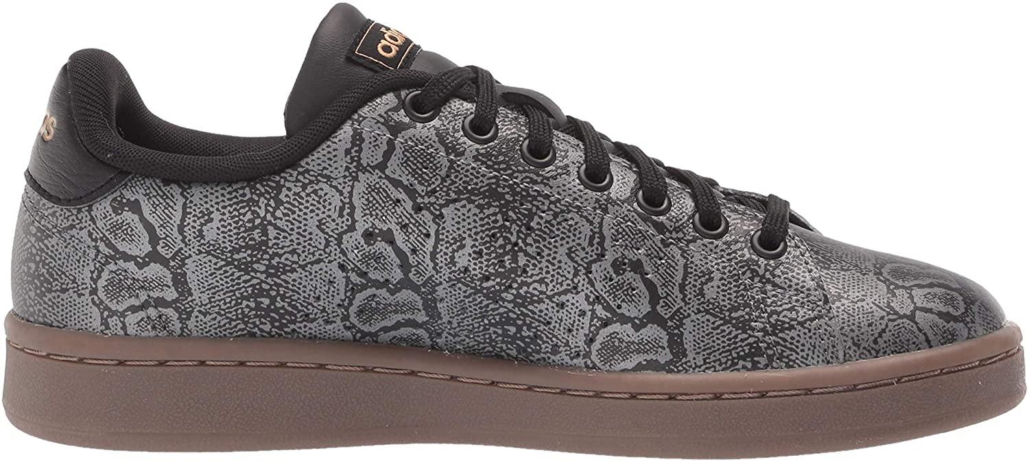 adidas Women's Advantage Tennis Shoes