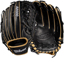 
                        
                          गैलरी व्यूवर में इमेज लोड करें, Wilson A2000 Baseball Glove Series - JOY2ESpree
                        
                      
