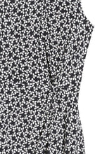 
                        
                          Muat gambar ke penampil Galeri, Amazon Brand - Lark &amp; Ro Women's Sleeveless Crossover Twist Neck Faux Wrap Dress
                        
                      