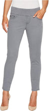 
                        
                          画像をギャラリービューアに読み込む, Jag Jeans Women's Amelia Pull on Slim Fit Ankle Pant
                        
                      