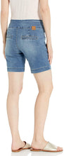 
                        
                          將圖片載入圖庫檢視器 Jag Jeans Women's Ainsley Pull on 8" Short
                        
                      