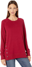 
                        
                          將圖片載入圖庫檢視器 Jag Jeans Women's Kristen Side Snap Crew Pullover
                        
                      