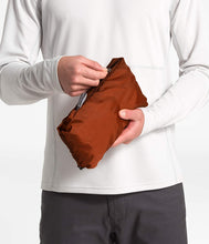 
                        
                          Load image into Gallery viewer, The North Face Men’s Venture 2 Waterproof Hooded Rain Jacket
                        
                      