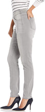 
                        
                          गैलरी व्यूवर में इमेज लोड करें, Jag Jeans Women's Maya Skinny Pull on Jean
                        
                      