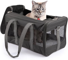 
                        
                          Cargar imagen en el visor de la galería, Sherpa Original Deluxe Airline Approved Pet Carrier, Medium, Black
                        
                      