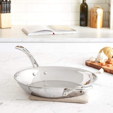 
                        
                          將圖片載入圖庫檢視器 Cuisinart French Classic Tri-Ply Stainless 10-Piece Cookware Set - JOY2ESpree
                        
                      