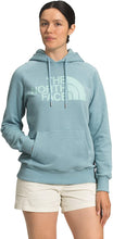 
                        
                          Cargar imagen en el visor de la galería, The North Face Women's Half Dome Hoodie
                        
                      