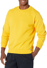 
                        
                          Muat gambar ke penampil Galeri, Russell Athletic Men's Dri-Power Fleece Sweatshirt
                        
                      