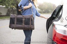 
                        
                          Load image into Gallery viewer, Sherpa Original Deluxe Airline Approved Pet Carrier, Medium, Black
                        
                      