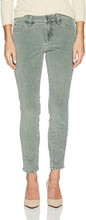 
                        
                          Cargar imagen en el visor de la galería, Jag Jeans Women's Mera Skinny Ankle Pant in Refined Corduroy
                        
                      