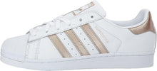 
                        
                          Cargar imagen en el visor de la galería, adidas Originals womens Superstar Shoes
                        
                      