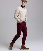 
                        
                          Cargar imagen en el visor de la galería, GANT Lambswool Crew Neck Mens Jumper - JOY2ESpree
                        
                      