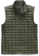 
                        
                          Muat gambar ke penampil Galeri, The North Face Men’s ThermoBall Eco Insulated Vest
                        
                      