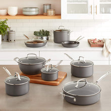 
                        
                          將圖片載入圖庫檢視器 Cuisinart Chef's Classic Non-Stick Hard Anodized, 17 Piece Set, Black - JOY2ESpree
                        
                      