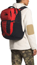 
                        
                          Cargar imagen en el visor de la galería, The North Face Women's Recon Backpack, TNF Black Heather/Silver Reflective, One Size
                        
                      
