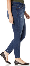 
                        
                          Muat gambar ke penampil Galeri, Jag Jeans Women's Plus Size Cecilia Skinny Fit Jean
                        
                      