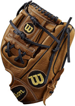 
                        
                          Load image into Gallery viewer, Wilson A900 Baseball Glove Series - JOY2ESpree
                        
                      