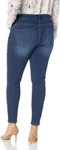 
                        
                          Load image into Gallery viewer, Jag Jeans Women's Plus Size Bryn Skinny Pull on Jean
                        
                      