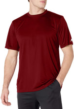 
                        
                          गैलरी व्यूवर में इमेज लोड करें, Russell Athletic Men's Short Sleeve Performance T-Shirt
                        
                      