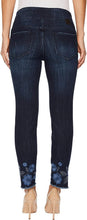 
                        
                          將圖片載入圖庫檢視器 Jag Jeans Women's Amelia Pull on Slim Fit Ankle Jean with Embroidery
                        
                      