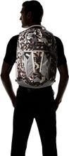 
                        
                          Cargar imagen en el visor de la galería, The North Face Women's Recon Backpack, TNF Black Heather/Silver Reflective, One Size
                        
                      