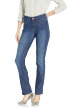 
                        
                          將圖片載入圖庫檢視器 Jag Jeans Women's Opal Straight Jean
                        
                      