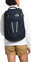 
                        
                          Cargar imagen en el visor de la galería, The North Face Women's Recon Backpack, TNF Black Heather/Silver Reflective, One Size
                        
                      