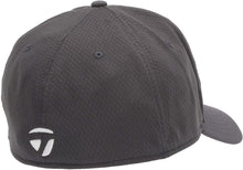 
                        
                          गैलरी व्यूवर में इमेज लोड करें, TaylorMade 2019 Performance Cage Hat - JOY2ESpree
                        
                      