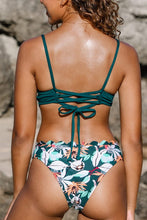 
                        
                          Load image into Gallery viewer, CUPSHE Women's Scalloped Edge Printed Lace Up Bikini Sets
                        
                      