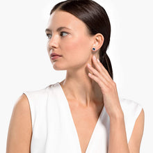 
                        
                          將圖片載入圖庫檢視器 SWAROVSKI Women's Angelic Stud Earring Jewelry Collection, Rhodium Finish, Blue Crystals, Clear Crystals - JOY2ESpree
                        
                      