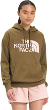 
                        
                          Cargar imagen en el visor de la galería, The North Face Women's Half Dome Hoodie
                        
                      