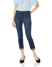 
                        
                          Cargar imagen en el visor de la galería, Jag Jeans Women's Maddie Skinny Jean with Beaded Cuff
                        
                      