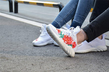 
                        
                          Load image into Gallery viewer, Soulsfeng Mens Running Shoes Mesh Breathable Lightweight Cushioning Training Athletic Sneakers
                        
                      