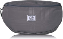 
                        
                          画像をギャラリービューアに読み込む, Herschel Sixteen Waist Pack, Woodland Camo/Woodland Camo, 5.0L,10616-02232-OS
                        
                      