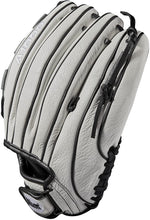 
                        
                          Cargar imagen en el visor de la galería, Wilson A1000 Fastpitch Glove Series - JOY2ESpree
                        
                      