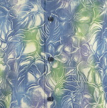 
                        
                          將圖片載入圖庫檢視器 Tommy Bahama Hazy Hibiscus Silk Blend Camp Shirt
                        
                      