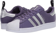 
                        
                          Cargar imagen en el visor de la galería, adidas Originals womens Superstar Shoes
                        
                      