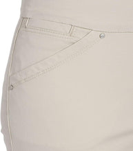 
                        
                          Load image into Gallery viewer, Jag Jeans Women's Marion Pull On Crop in Bay Twill
                        
                      