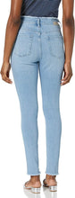 
                        
                          Muat gambar ke penampil Galeri, Jag Jeans Women's Petite Gwen Skinny W/Raw Edge W/B Jean
                        
                      
