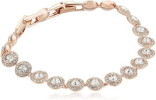 
                        
                          將圖片載入圖庫檢視器 SWAROVSKI Women's Angelic Jewelry Collection, Rose Gold Tone Finish, Clear Crystals - JOY2ESpree
                        
                      