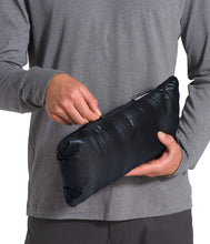 
                        
                          Muat gambar ke penampil Galeri, The North Face Men’s ThermoBall Eco Insulated Vest
                        
                      