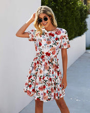 
                        
                          Cargar imagen en el visor de la galería, KIRUNDO 2021 Women’s Summer Short Sleeve Ruffle Floral Dress
                        
                      