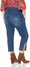 
                        
                          將圖片載入圖庫檢視器 Jag Jeans Women's Plus Size Naomi Pull on Crop with Studs
                        
                      