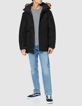 
                        
                          Load image into Gallery viewer, Helly-Hansen 54403 Men's Dubliner Parka
                        
                      